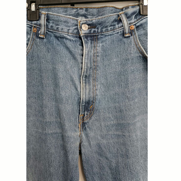 Rare Tag Levis 550 Mens Jeans 42W x 30L Denim relaxed fit Distressed - Picture 4 of 9